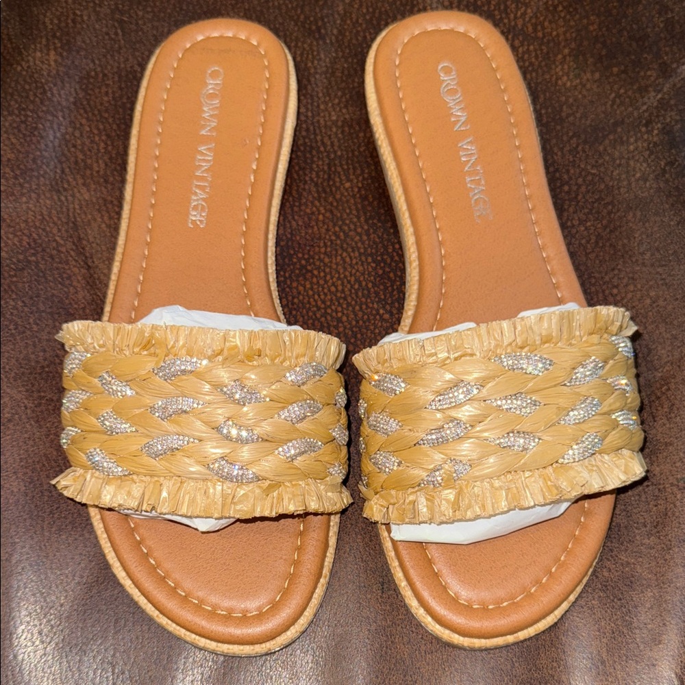 Crown Vintage Women's Woven Gold Slide Sandals
